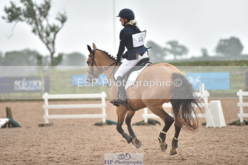 250830-123236-01722 - A-020-Anna.Passmore