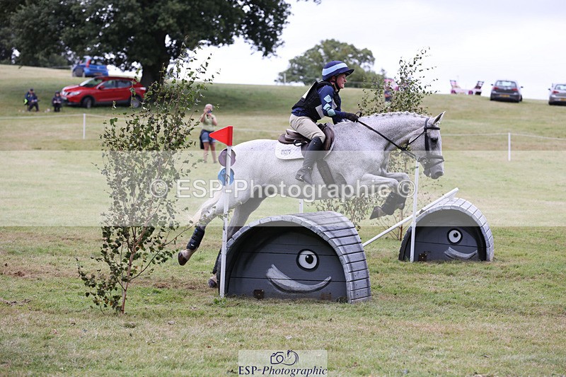 240825X-163304-37766 - 80cm XC 16.30 to 17.30