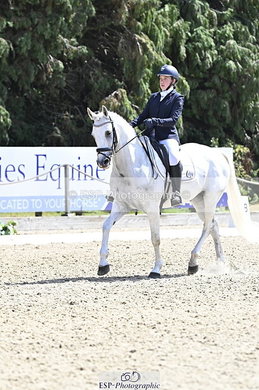 250810A-135348-06779 - 075-Amelia.StruelTanzanite.Silver.Lining