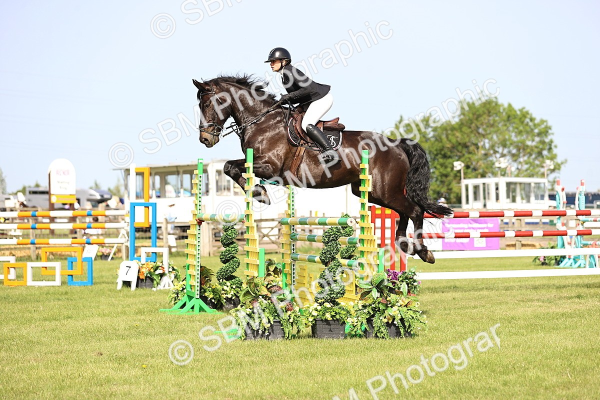 SBM_01415 - Class 200 - Martin Grant Homes Welcome Stakes 1.25m Open