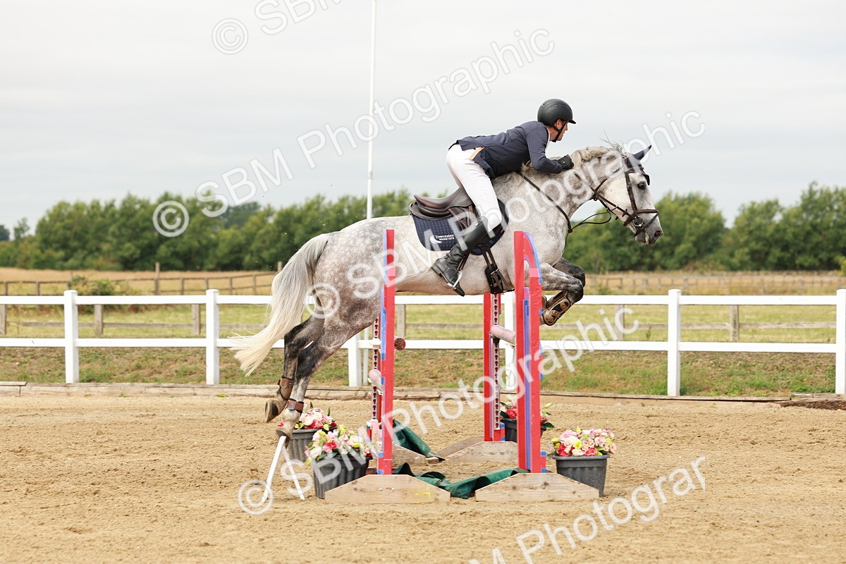 SBM_016864 - Class 20 - Senior Newcomers - 1.10m