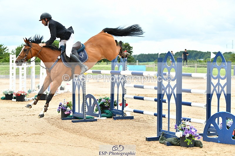 230720A-145454-03618 - Cls 9, 2 Star Big 1.40m Start to break