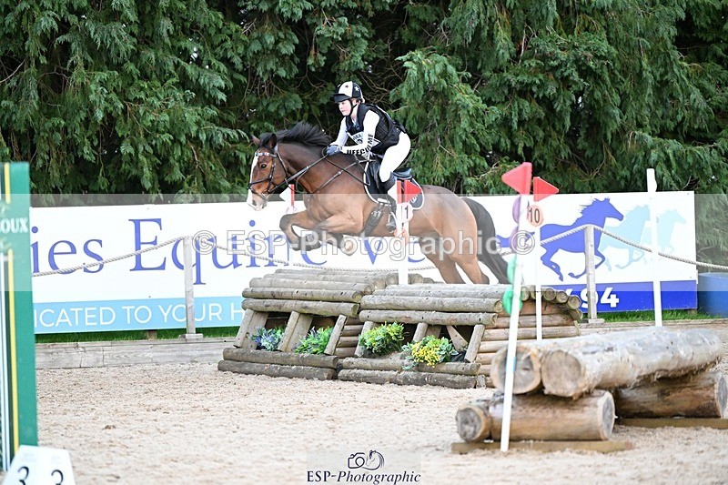 241117-153441-04810 - Cls 4 100-105cm