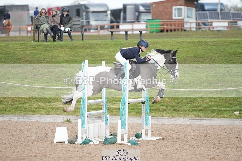 250308-123944-00786 - Cls 9 Pony Newcomers and 1m