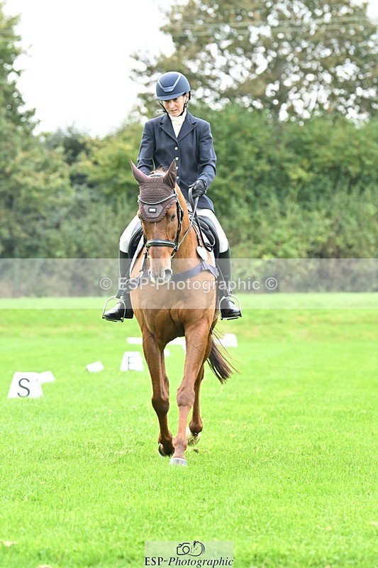 241024-100518-02089 - 308-Rachel.Lawson-RED.STAG