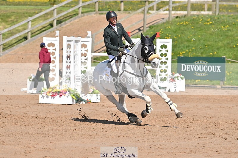 240420A-144440-11797 - Cls 7, 2 Star Medium Tour 1.35m