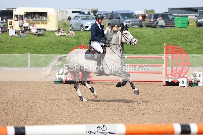 240511A-151956-14631 - Cls 36 National 1.30m Open