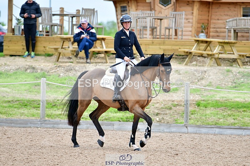 240523A-112112-01053 - Cls 11 Discovery and 1m Open