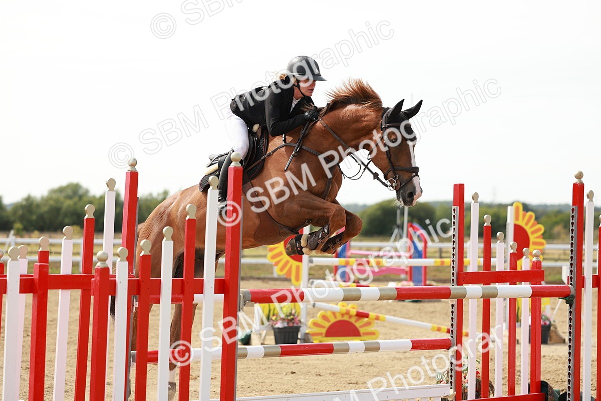 SBM_008146 - Class 4 - Senior Foxhunter - 1.20m Open