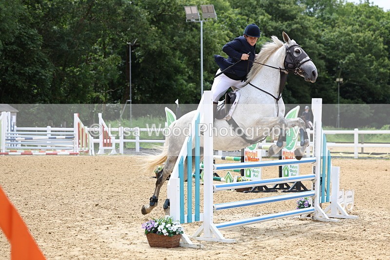 3E7A6041 - Class 4: Senior British Novice/90cm open