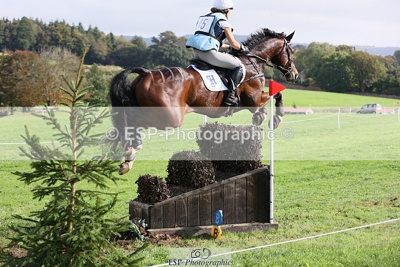 231020-113020-06770 - 045-HILDARE.REGARDE.MOI-Danielle.Mccormack-XC