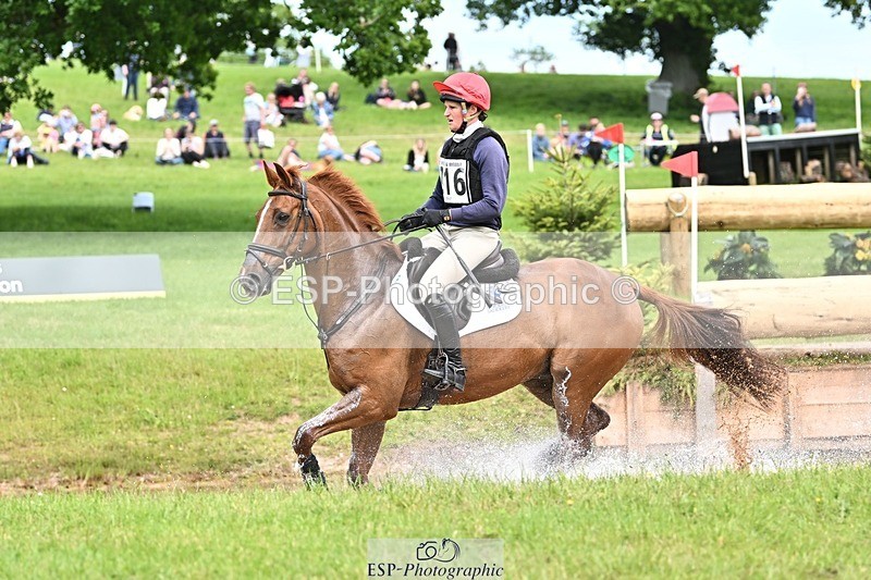 240525-151639-16236 - 216-I'M_A_WONDER-Rosie_Bradley-Hole