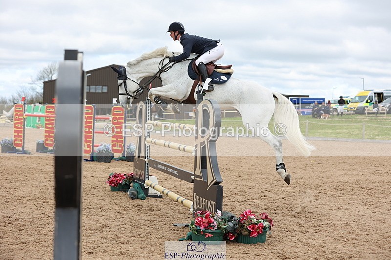 240419A-115253-06872 - Cls 6, 2 Star Medium Tour 1.35m