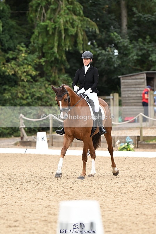 250808A-102218-00092 - 046-Alice.De.Soer-Lauretta.S