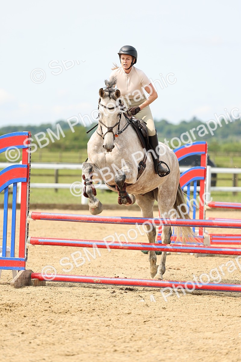 SBM_004403 - Class 16 - Senior British Novice - 90cm