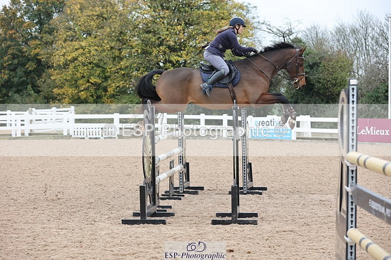 241101A-121252-01676 - FRI Cls 5 Newcomers and 1.10m Open