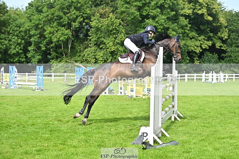140626A-163756-00242 - Cld 46 Snr 1m 10 Grand Prix