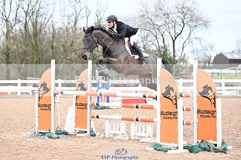 250112-141624-01580 - Cls 21 Foxhunter and 1.20m Open