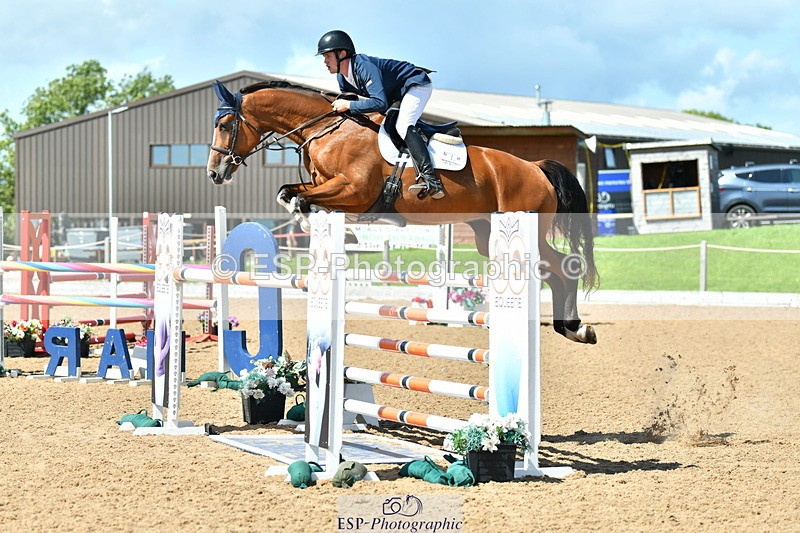 230811A-143012-05786 - Cls 23 Chard Eq 7Yr Old Champs