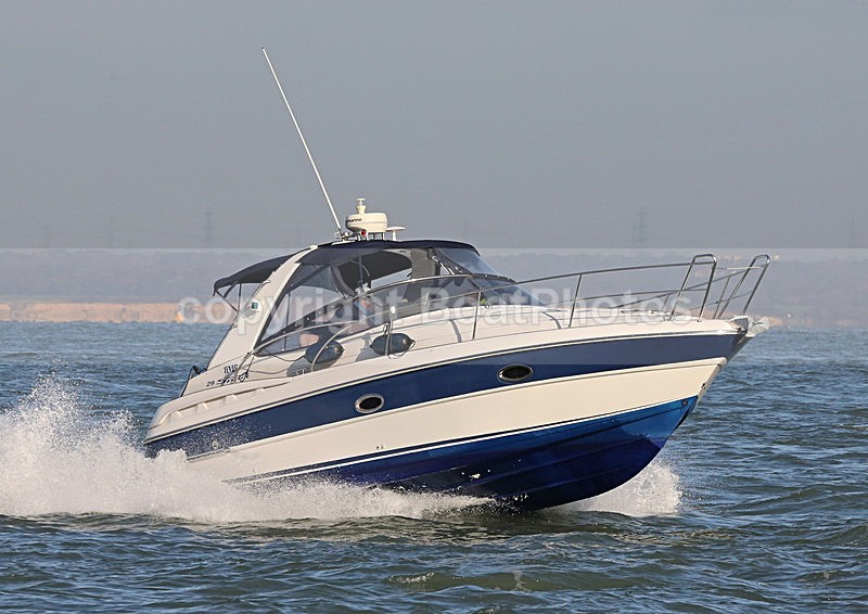 131116 NEETIE NOO TOO BAVARIA 29 SPORT WT7A3234 - Motorboats - Open