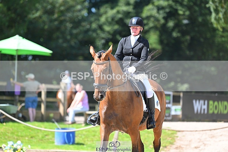 230811-120939-01186 - Cls 4 Adv Medium Silver