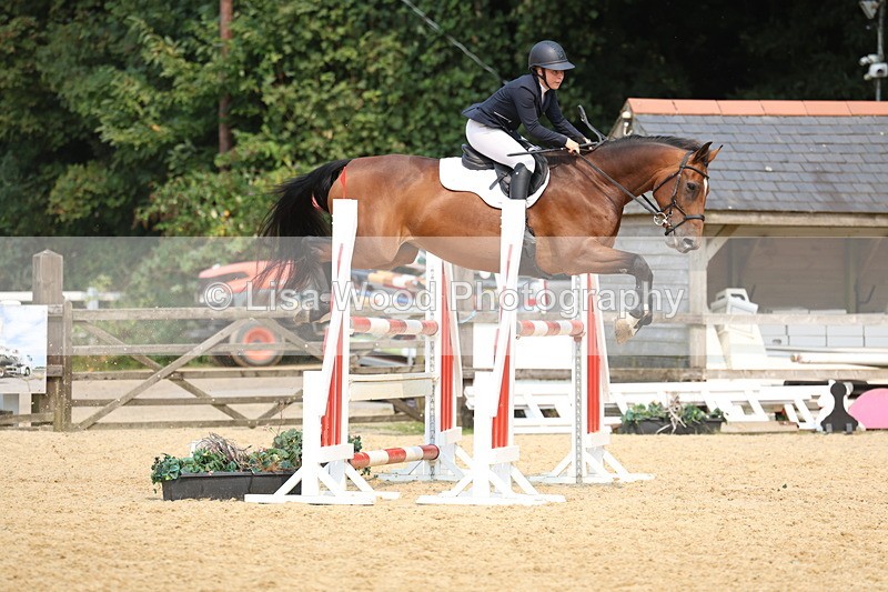 3E7A2609 - Class 8: Senior Newcomers/1.10m open