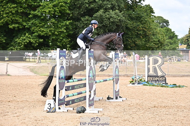 250802A-112802-02561 - B-075-Laura.Pritchard-SILKY