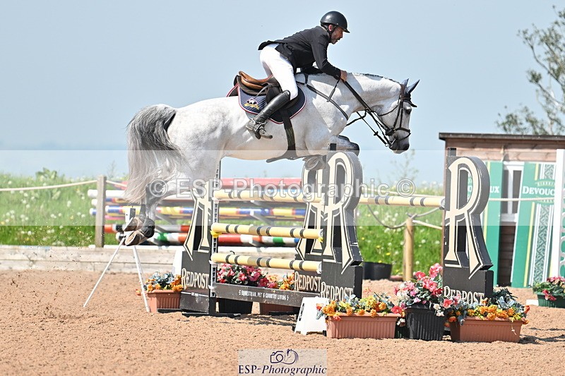 240512A-112053-17511 - Cls 48 National 1.30m Open