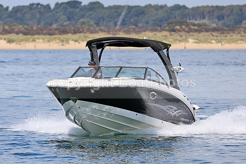 180804 UNNAMED - CHAPARRAL 1Y3A4360 - Motorboats - Open