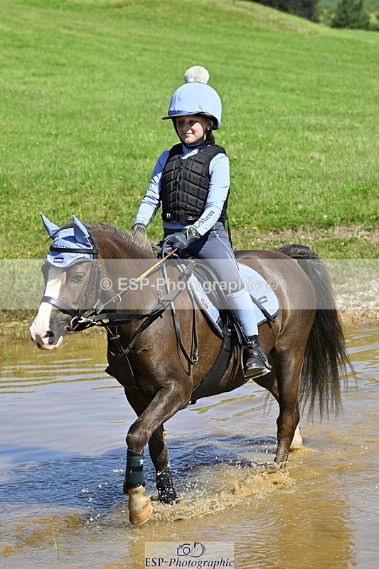 240728B-105804-00760 - Theo's Group XC