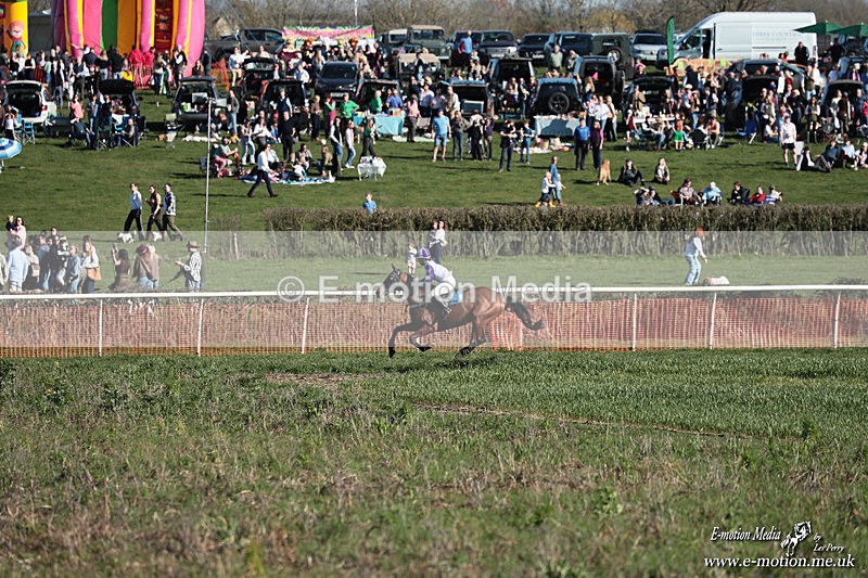 PtP 210326 602 - VWH Cirencester Races 21/03/26