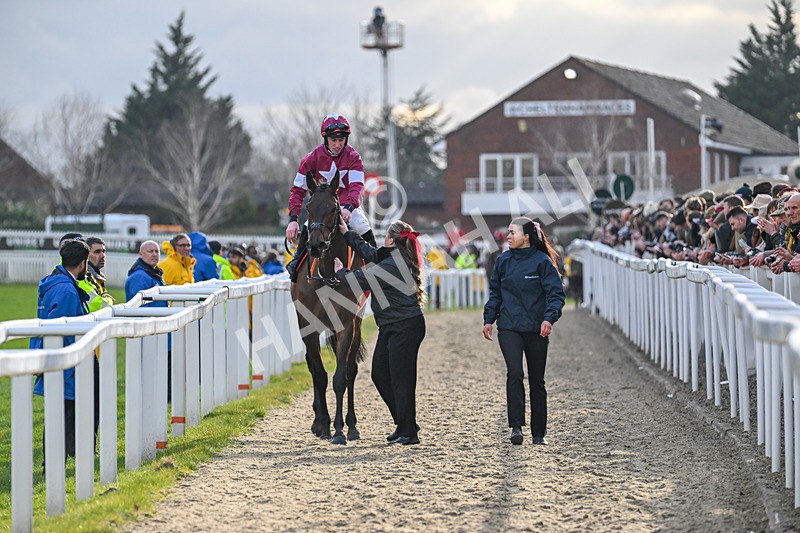 110325-Race 4-Brighterdaysahead-3009 - 11th March