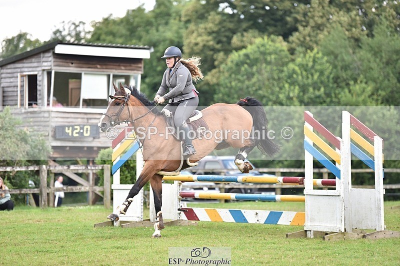 240713-101554-36427 - Cls 157 British Novice and 90cm Open