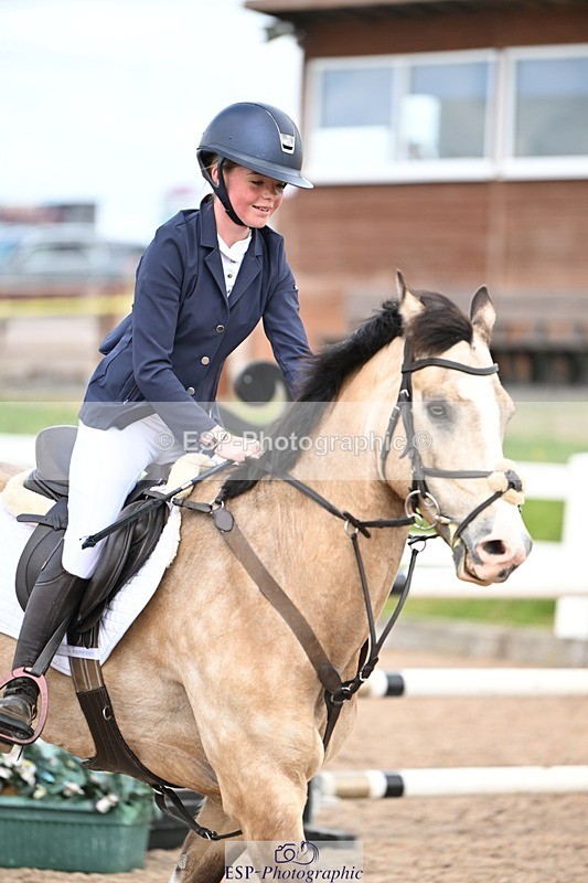 250504-132621-03450 - Cls 21+22 Club and Schools 1m