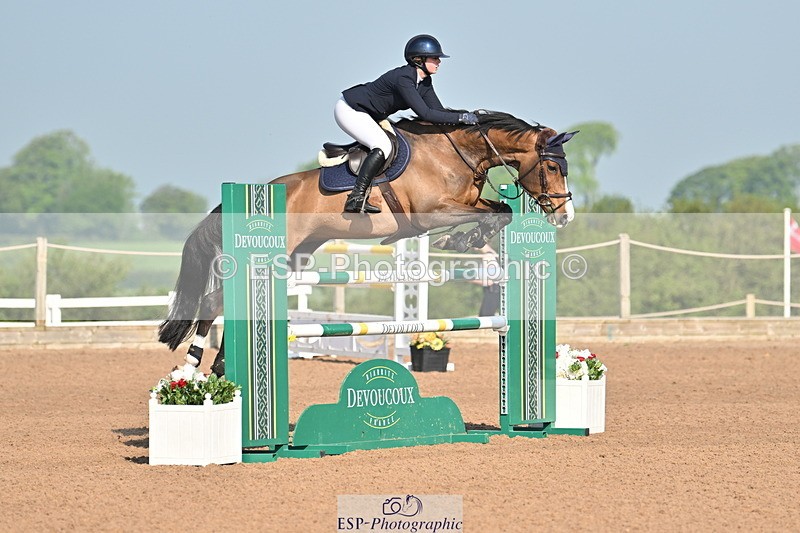 240512A-085446-16537 - Cls 47 Snr 1.20m Open