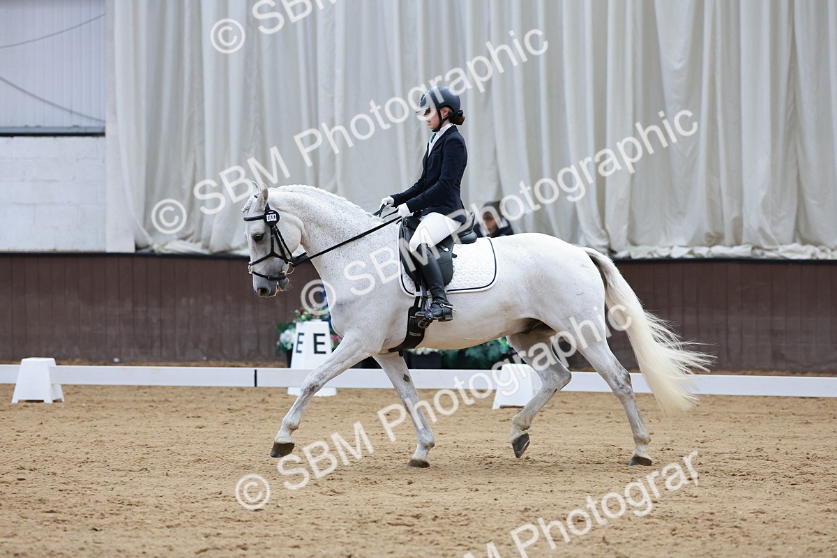 SBM_008405 - Class 6b - Novice 6 - 9.28-10.41