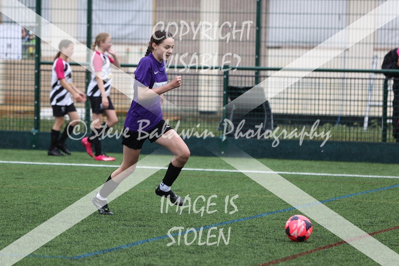 1DX32315 - Sat 6th U12 Girls