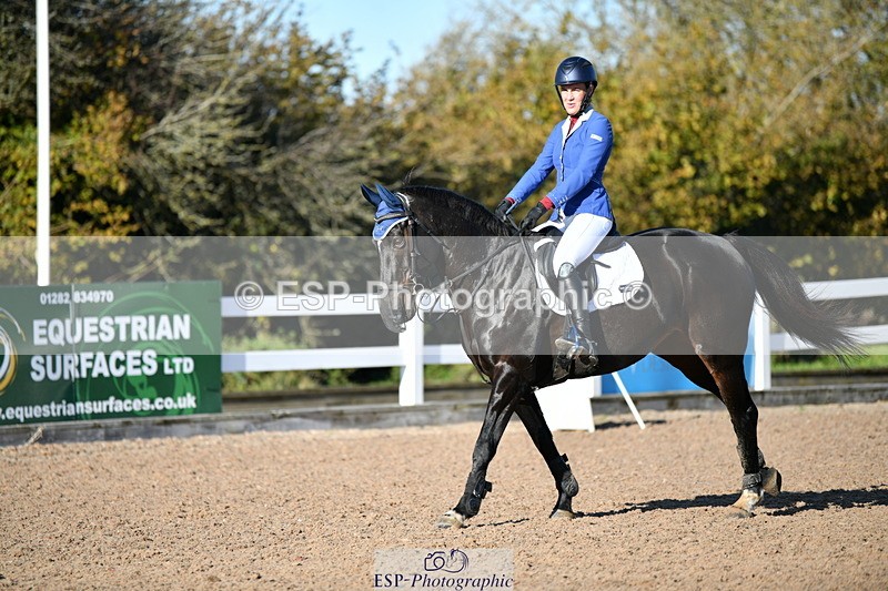 231110A-124618-00441 - Cls 4 Snr 1.05m Open