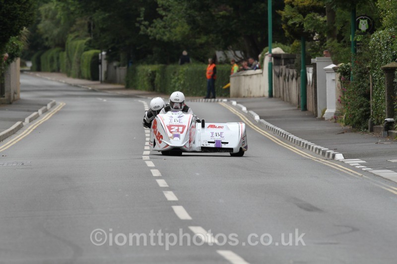 Darren Hope & Paul Bumfrey - Sure Sidecar Race 2