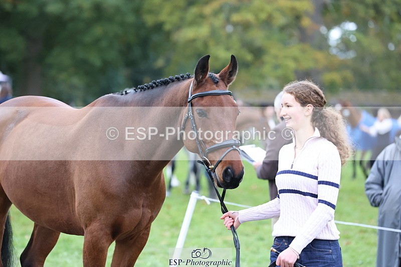 251026A-112243-25401 - G-516-Zara.Bucknell