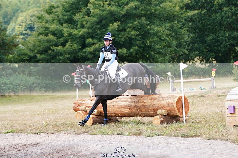 250802A-130618-04668 - A-034-Annastasia.Cross-KENNDALE