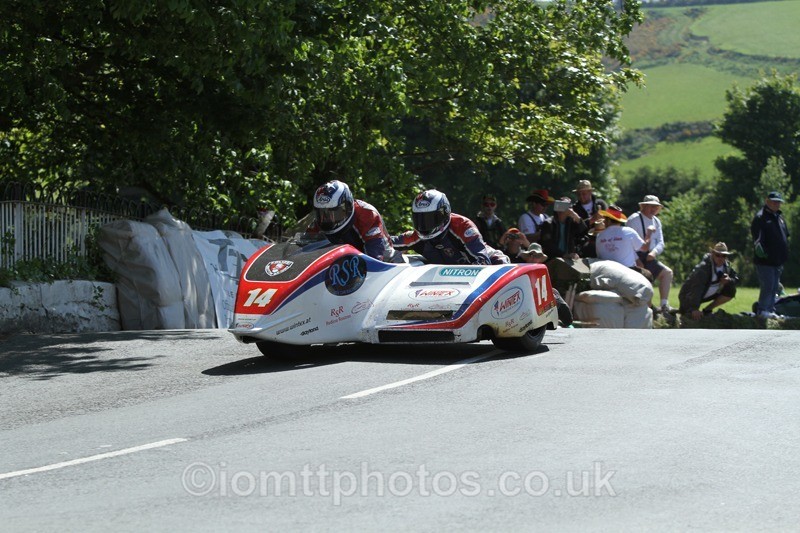 IMG_2756 - Sidecar Race 2 - TT 2013
