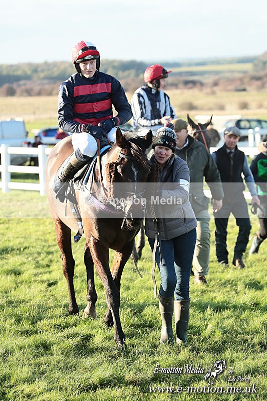 PtP 301125  0808 - Hursley Hambledon Point-to-Point Larkhill Racecourse 30/12/2025