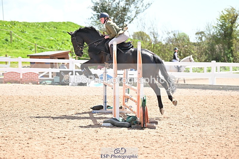 240504A-134457-02105 - Cls 20 & 21 Club & Schools 1m