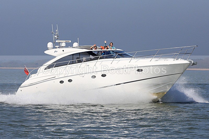 180422 FRESH START - PRINCESS V53 1Y3A5568 - Motorboats - Hardtop