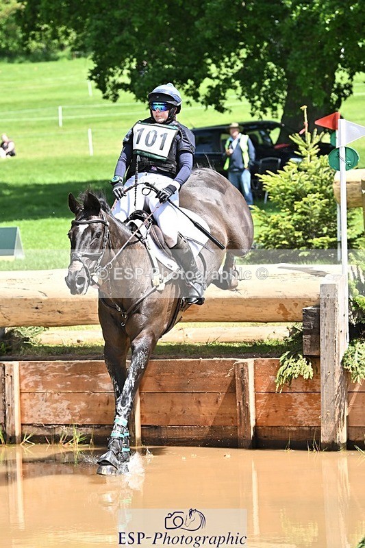 240525-124535-14218 - 101-MORELANDS_CASANOVA-Daisy_Bathe