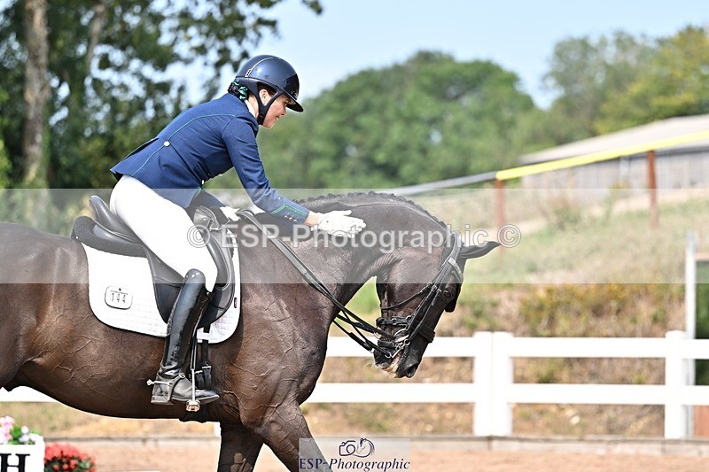 250816-144324-05459 - 144-Hayley.JamesKingstone-W