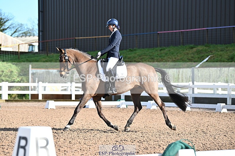 240218A-110236-05775 - 131-Lauren.Burrows-Active.Vogue