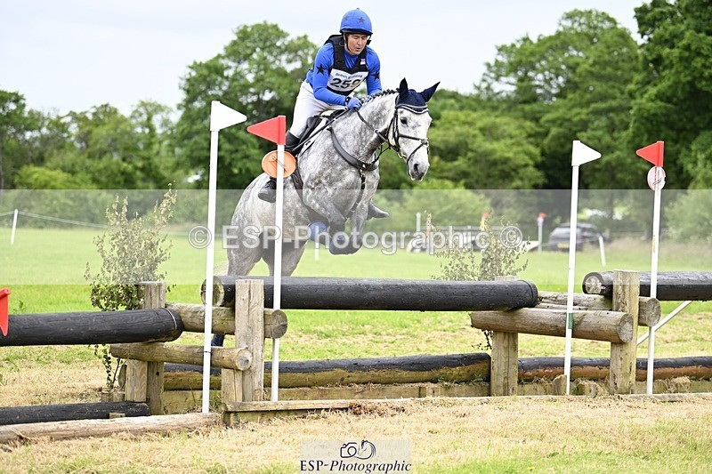 240623-110332-01357 - BE 90 XC 10-30 to 11.30