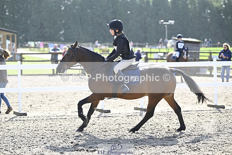 240823X-100552-15053 - 60cm R2 9.30 to 11.00